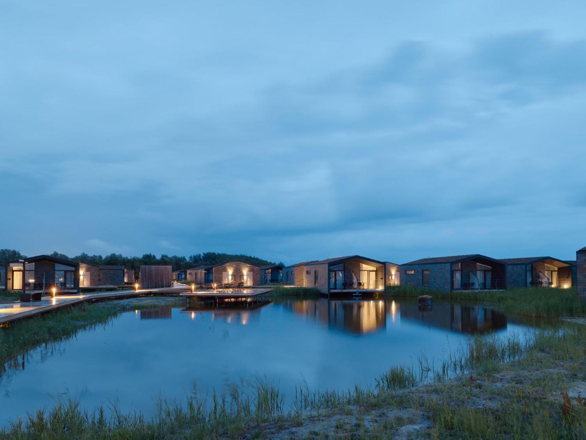Hages Badehotel Rodby Exterior photo